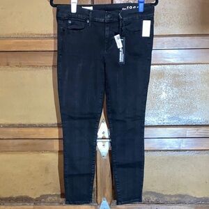 Women's Black Skinny Jeans